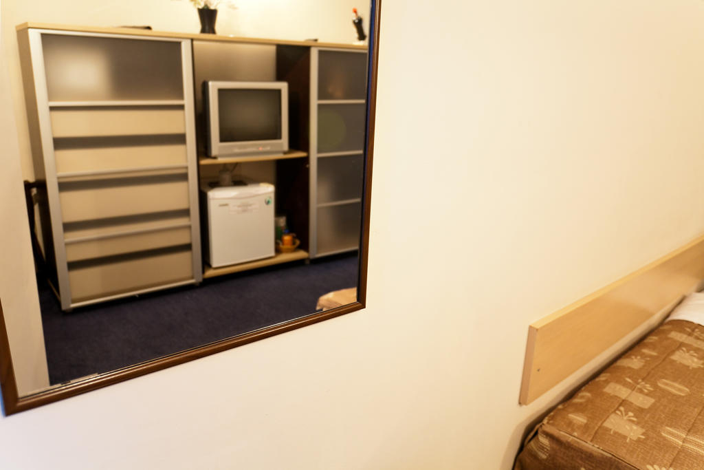 Hotel Dacia Rrt Bucharest Room photo